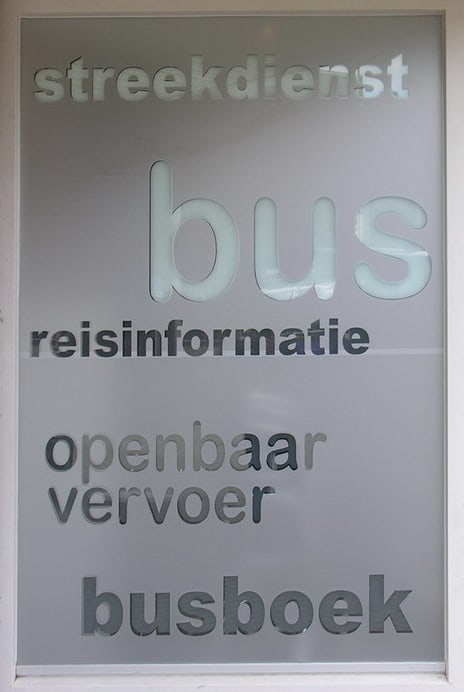 Servicepunt, OV winkel in Tilburg. Leonardus Interieurarchitect.
